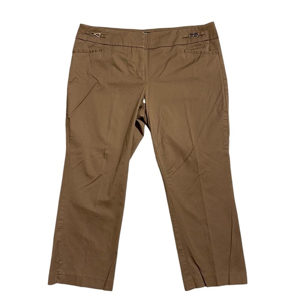 New York & Company Brown Capris - Picture 1 of 10